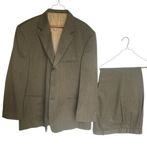 J. Ferrar Brown Blazer and Slacks for Men. Slacks Size 36 x 32. Blazer Size XL.